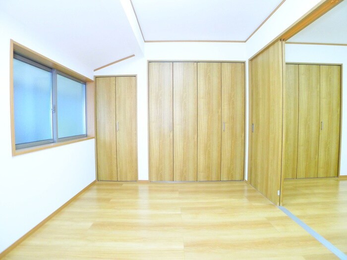 物件内観写真19　(居室)