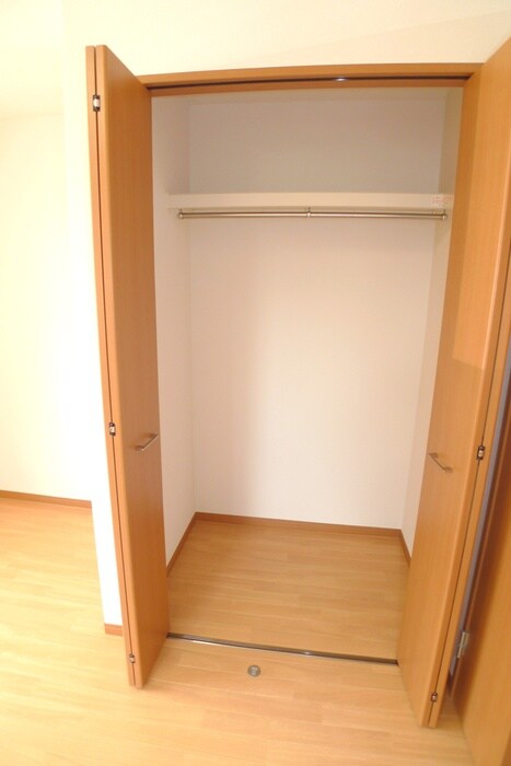 物件内観写真10　(収納)