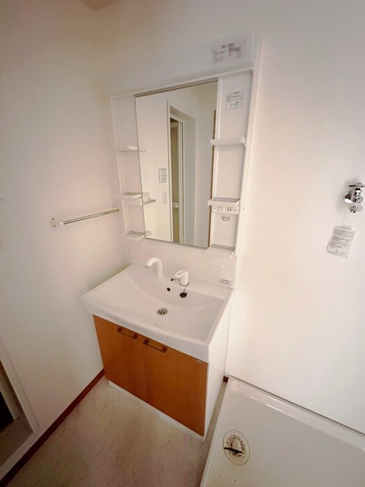 物件内観写真11　(洗面)