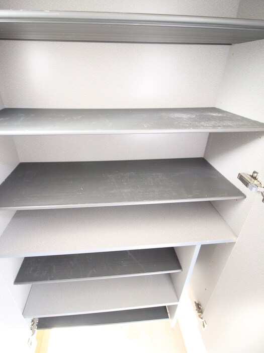 物件内観写真8　(靴箱)