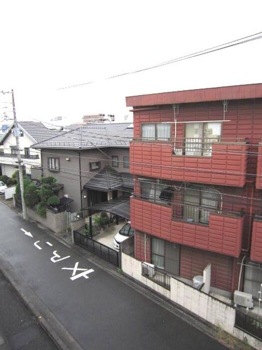 物件内観写真16　(室内からの展望)