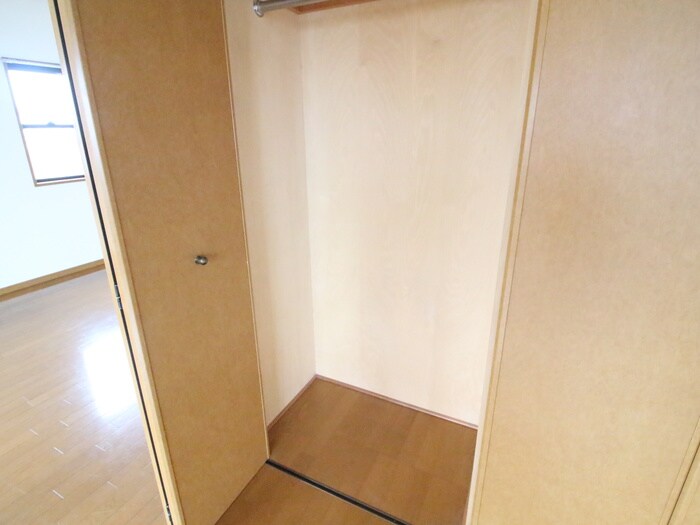物件内観写真8　(収納)