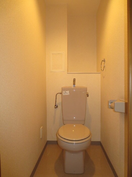 物件内観写真10　(トイレ)