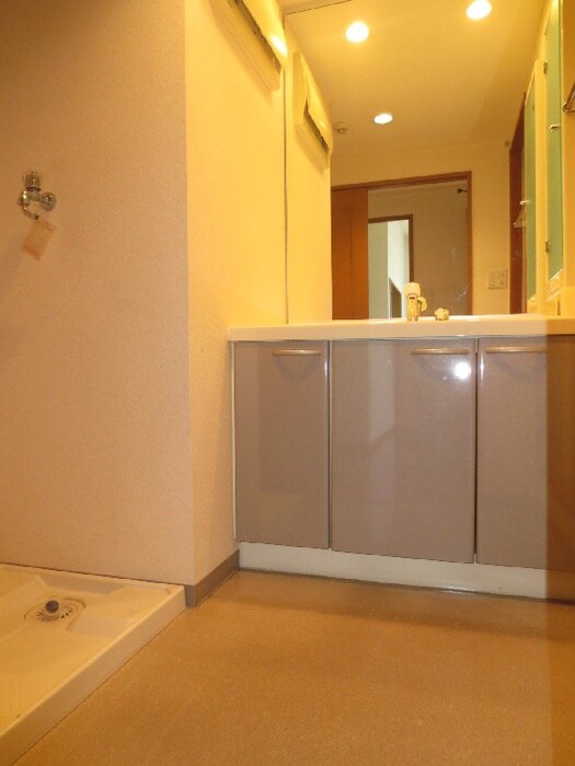 物件内観写真11　(洗面)