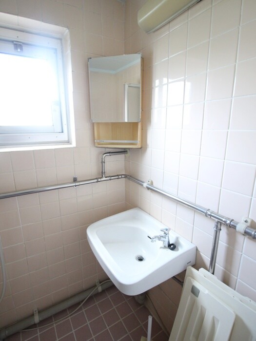 物件内観写真10　(洗面)