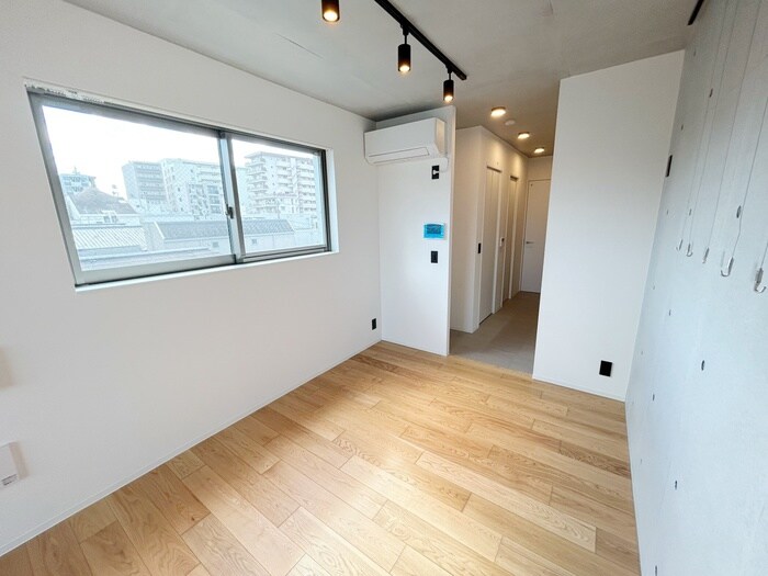 物件内観写真9　(居室)