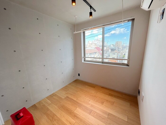 物件内観写真10　(居室)