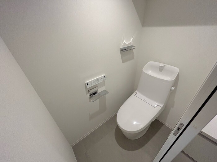 物件内観写真15　(トイレ)