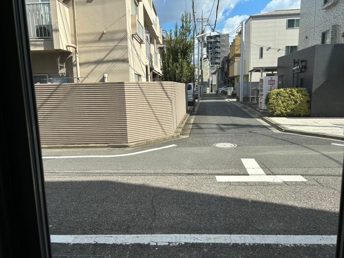 物件内観写真21　(室内からの展望)