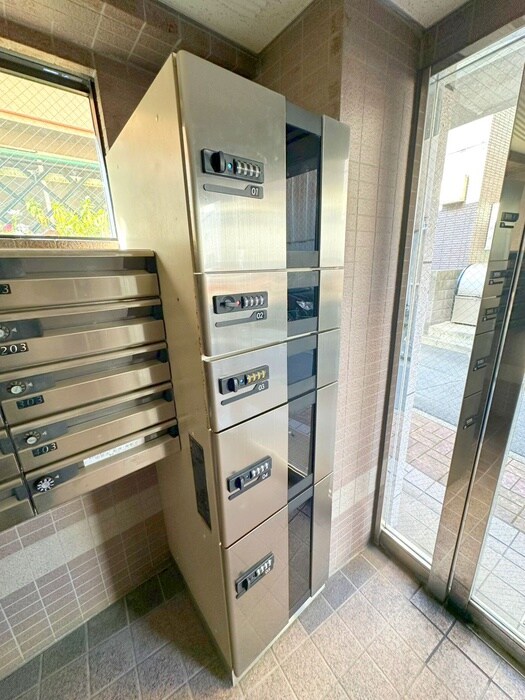 物件外観写真6　(建物設備)