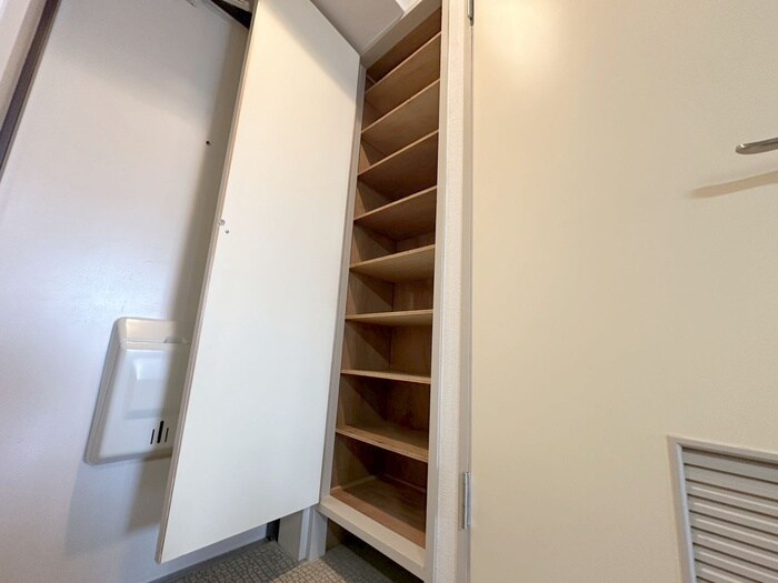 物件内観写真20　(靴箱)