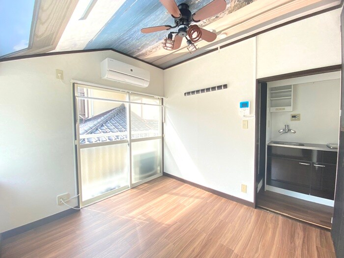 物件内観写真8　(居室)