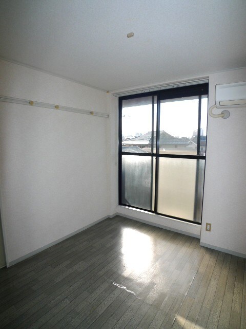 物件内観写真13　(居室)