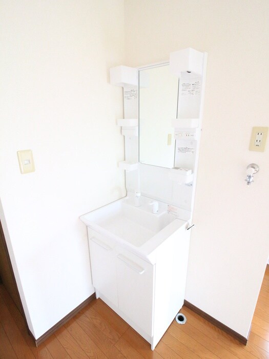 物件内観写真7　(洗面)