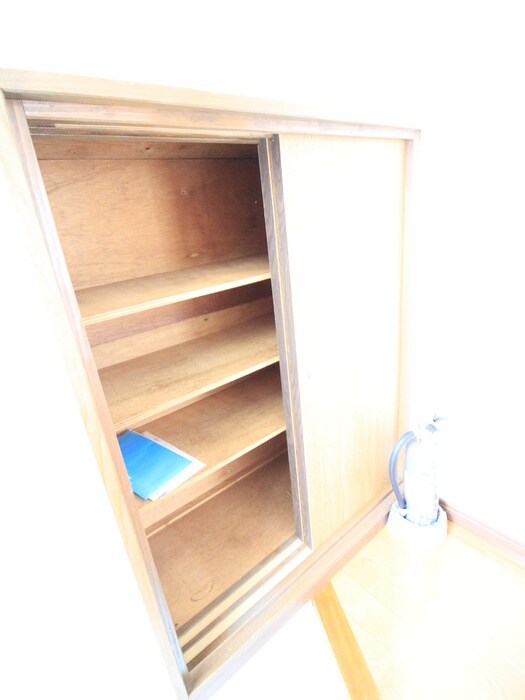 物件内観写真8　(靴箱)