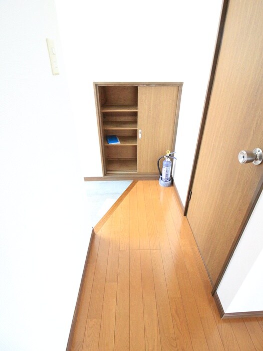 物件内観写真9　(廊下)