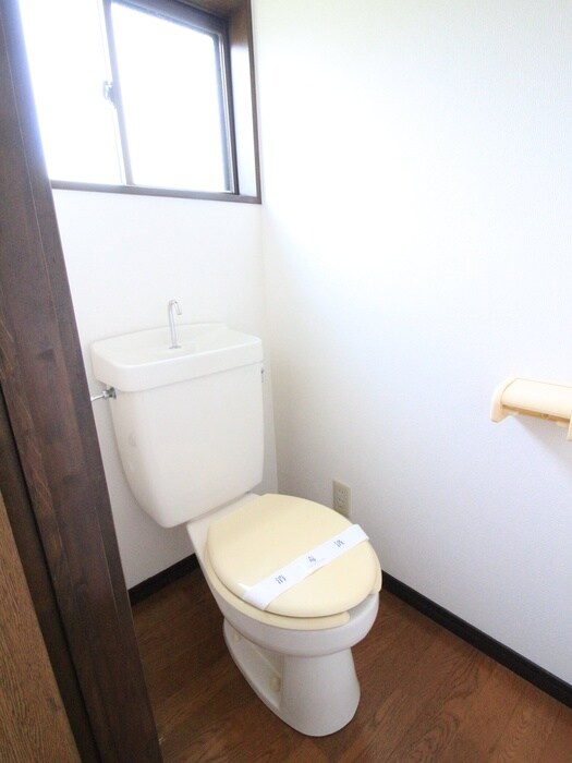 物件内観写真10　(トイレ)