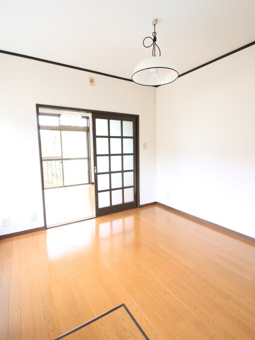 物件内観写真21　(居室)