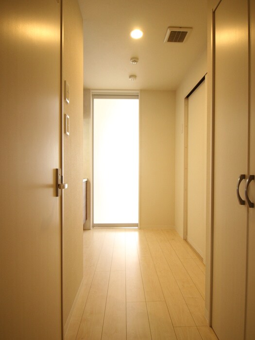 物件内観写真19　(廊下)