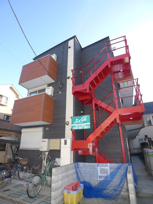 物件外観写真1　(外観写真)