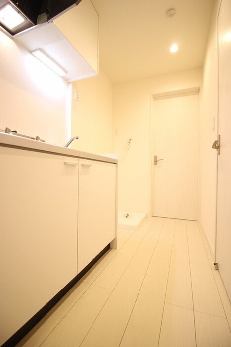 物件内観写真17　(廊下)