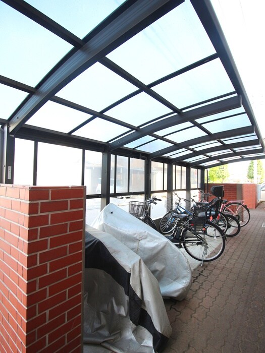 物件外観写真6　(駐輪場)