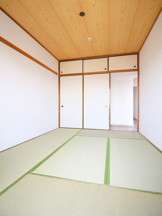 物件内観写真10　(居室)