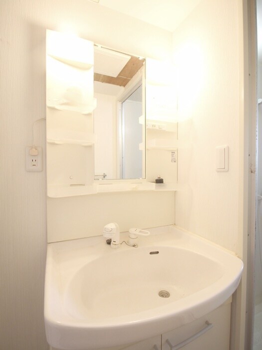 物件内観写真13　(洗面)