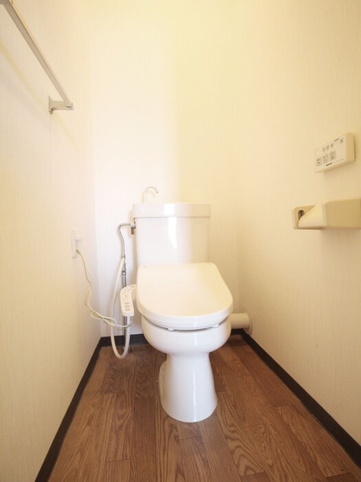 物件内観写真15　(トイレ)