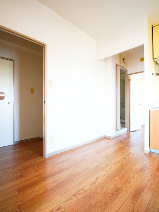 物件内観写真20　(廊下)