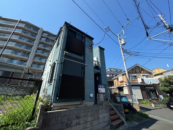 物件外観写真2　(外観写真)