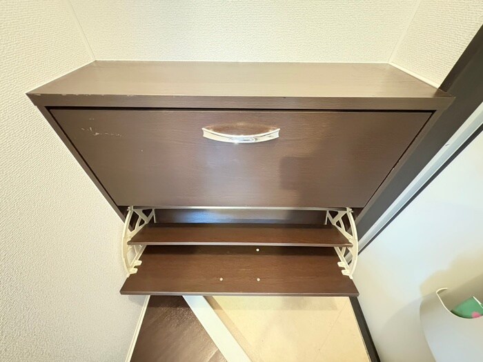 物件内観写真18　(靴箱)