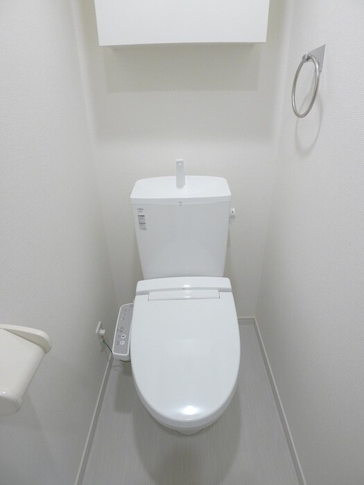 物件内観写真14　(トイレ)