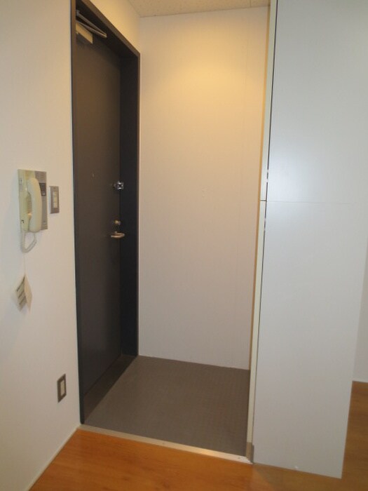 物件内観写真17　(玄関)