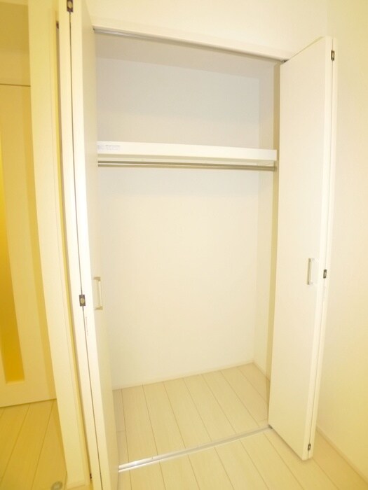 物件内観写真8　(収納)