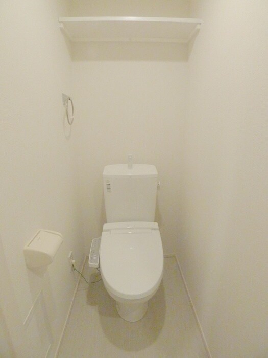 物件内観写真14　(トイレ)