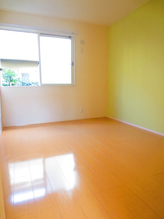 物件内観写真9　(居室)