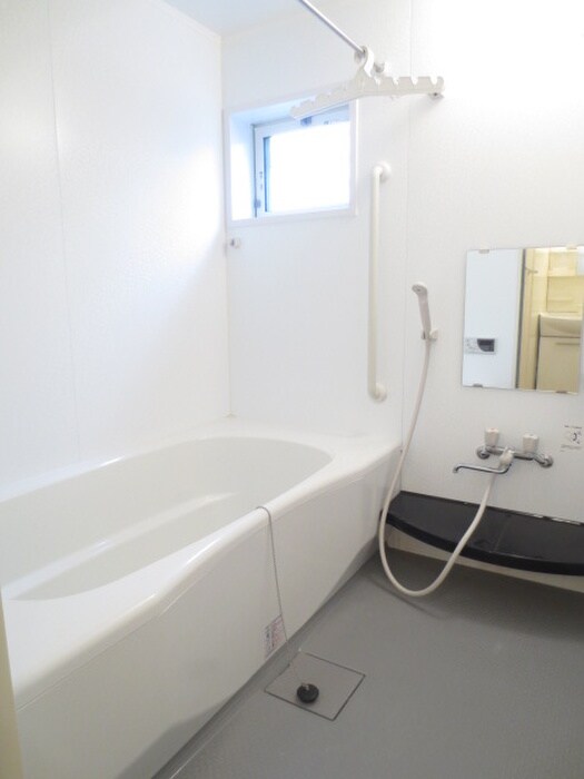 物件内観写真12　(バス／シャワールーム等)