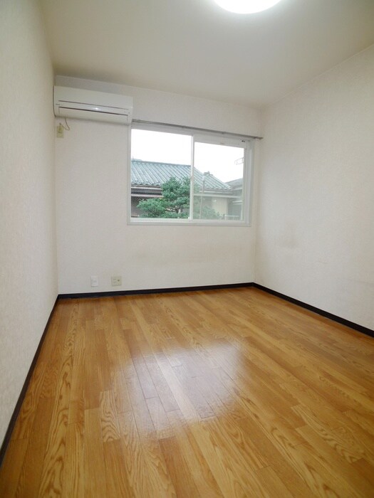 物件内観写真12　(居室)