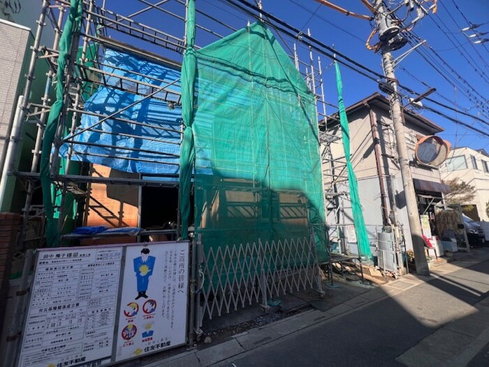 物件外観写真1　(建築中)