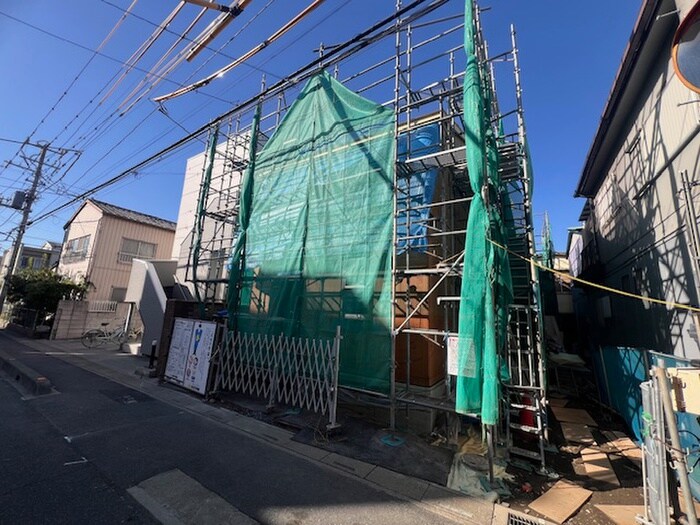 物件外観写真3　(駐車場)