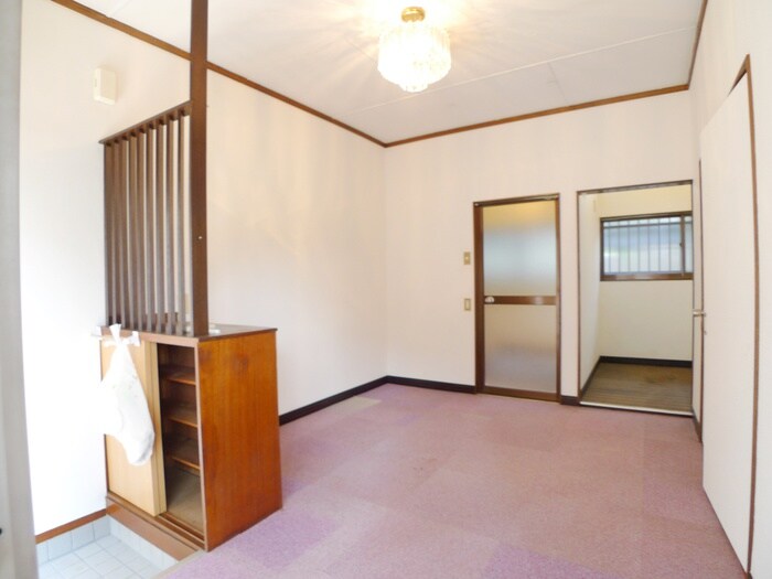 物件内観写真7　(居室)