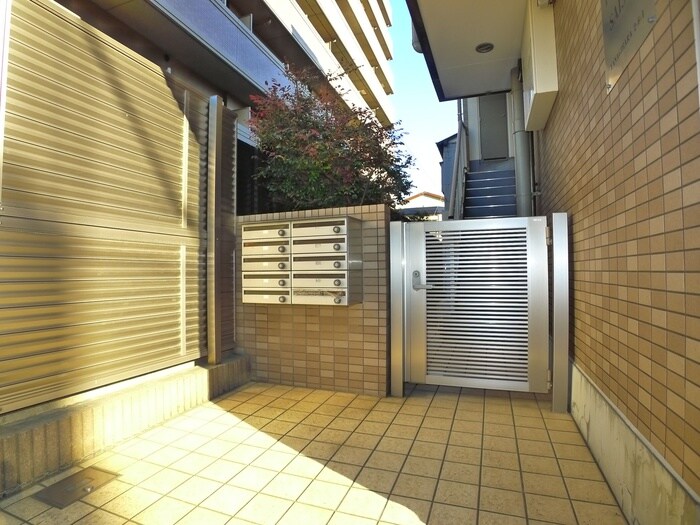 物件外観写真4　(建物設備)