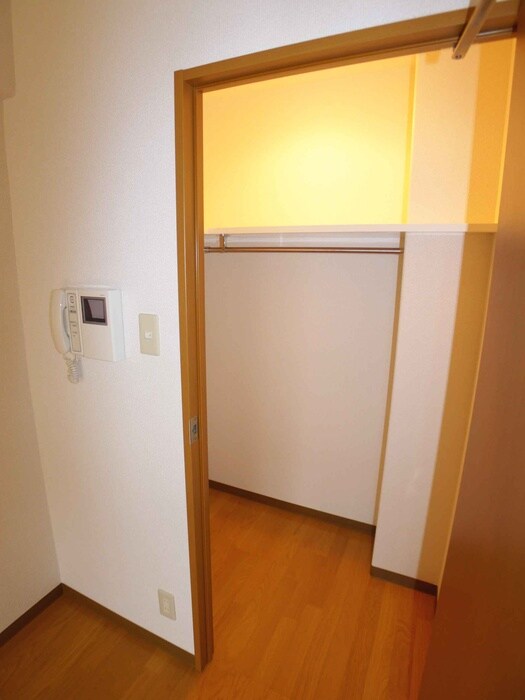 物件内観写真9　(収納)