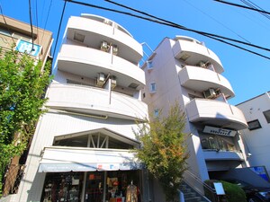 ツイン・ピークス外観写真