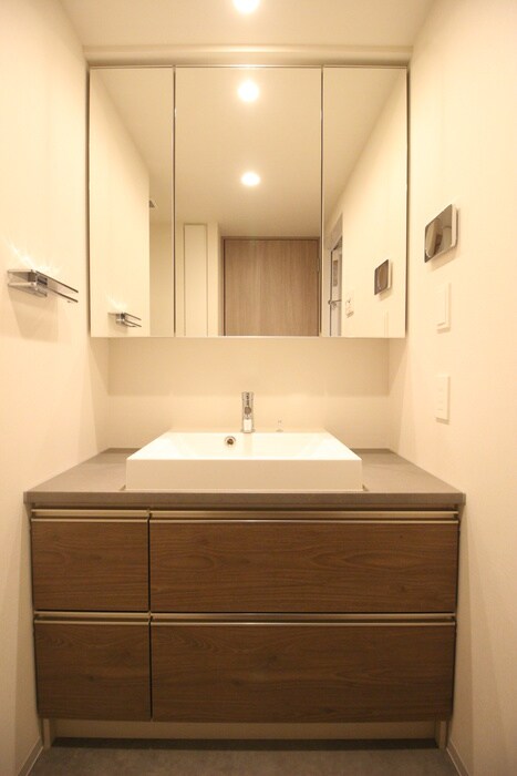 物件内観写真11　(洗面)