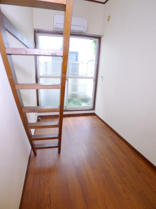 物件内観写真18　(室内からの展望)