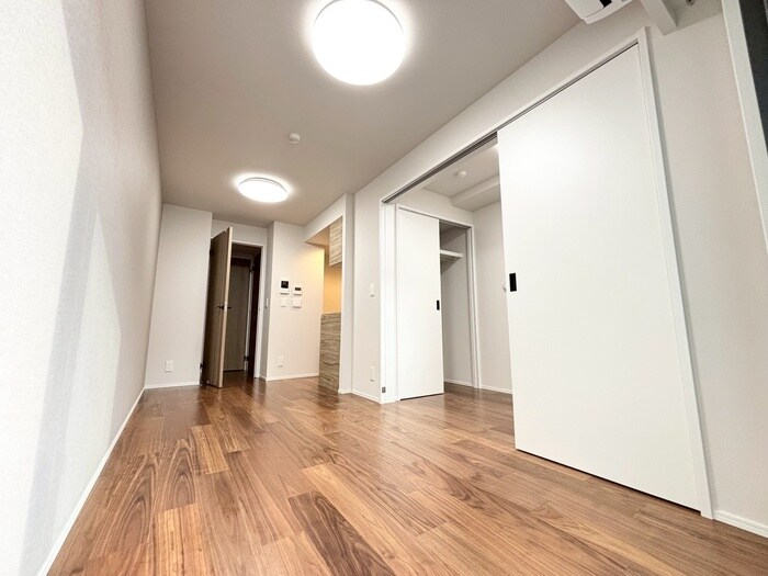 物件内観写真9　(居室)