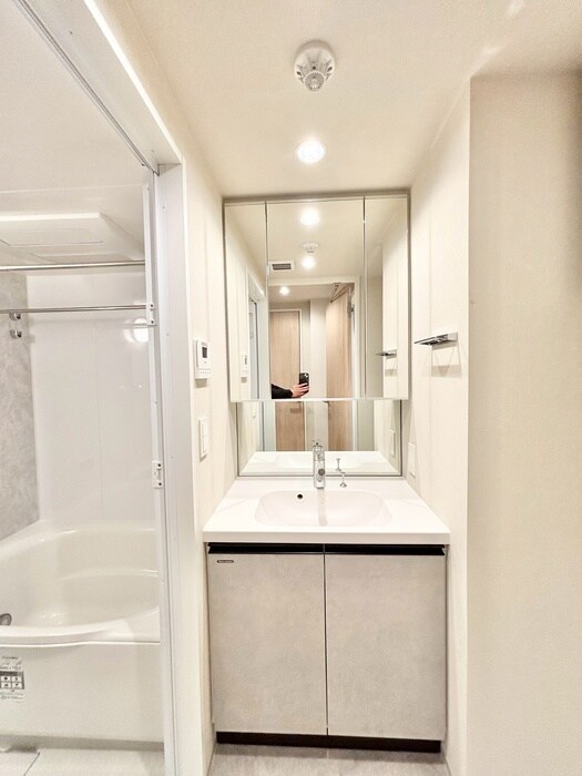 物件内観写真12　(洗面)