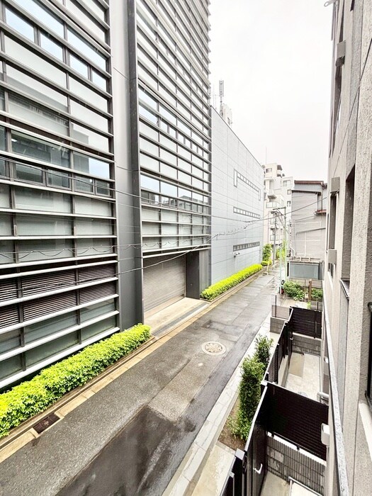 物件内観写真20　(室内からの展望)